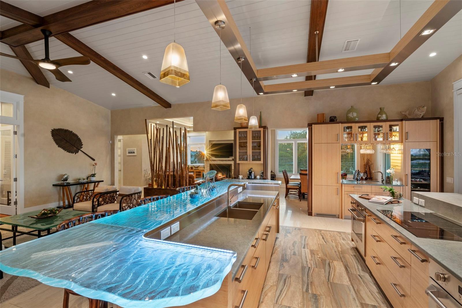 A4668575 Property Photo