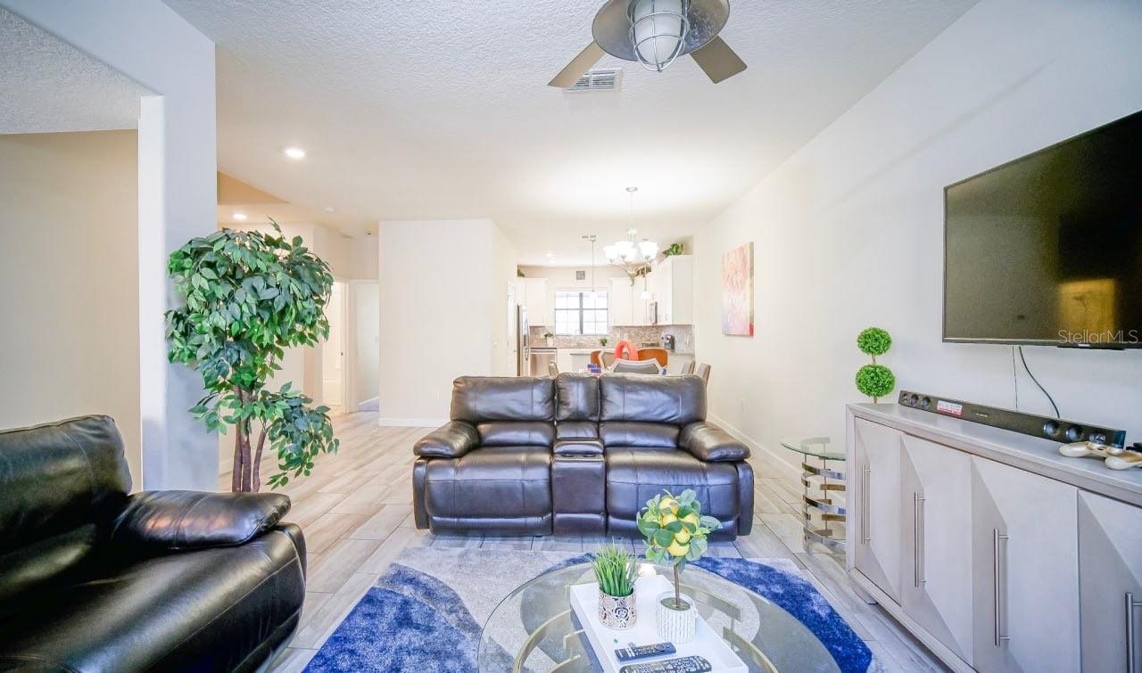 1325 SHINNECOCK HILLS DR, DAVENPORT, FL, 33896