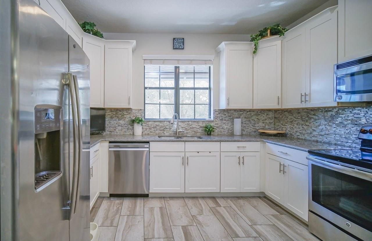 1325 SHINNECOCK HILLS DR, DAVENPORT, FL, 33896