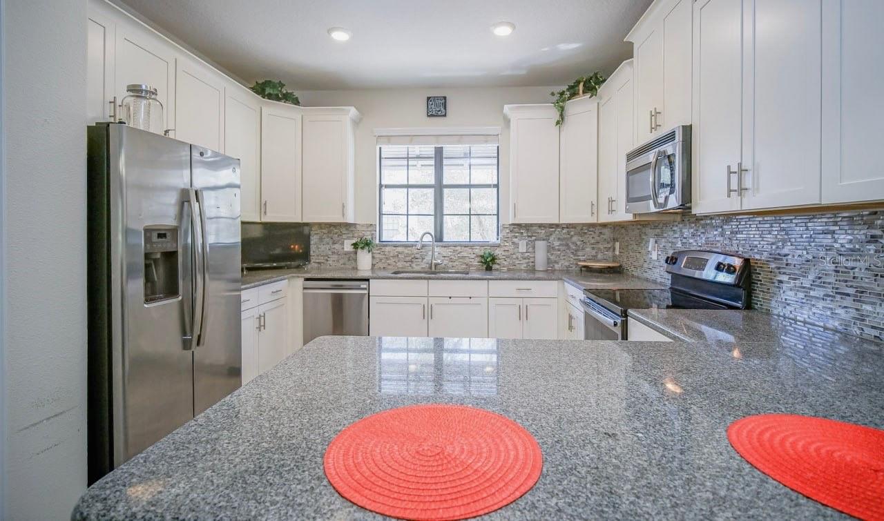 1325 SHINNECOCK HILLS DR, DAVENPORT, FL, 33896