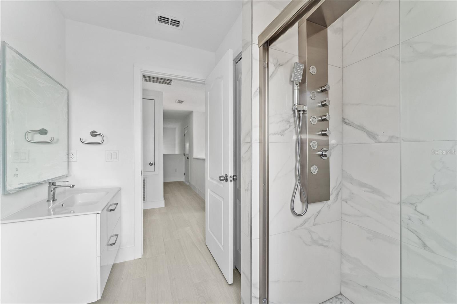 9361 MONTEREY BAY DR, ORLANDO, FL, 32832