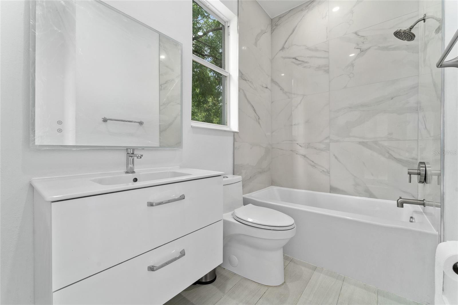 9361 MONTEREY BAY DR, ORLANDO, FL, 32832