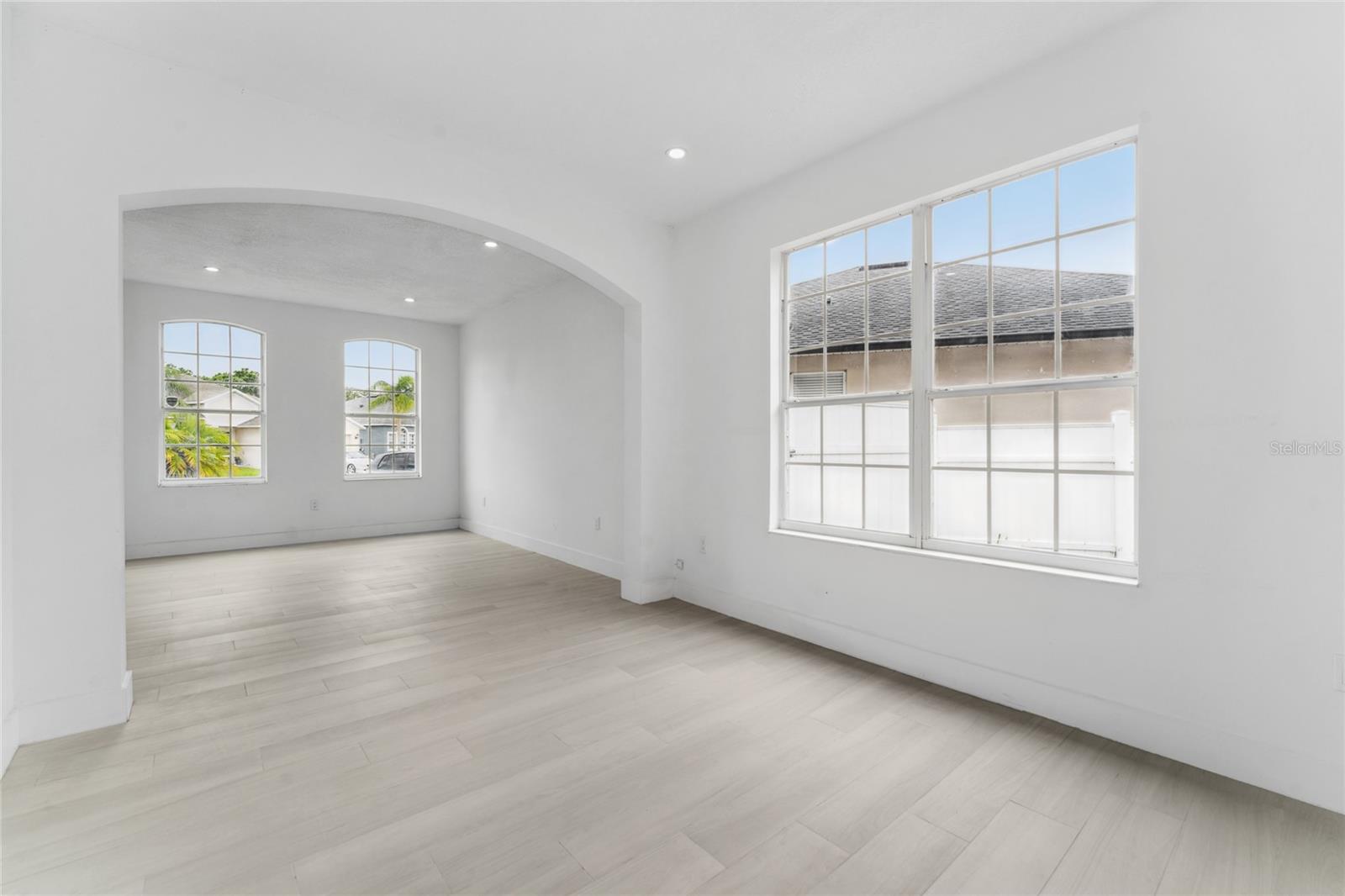 9361 MONTEREY BAY DR, ORLANDO, FL, 32832