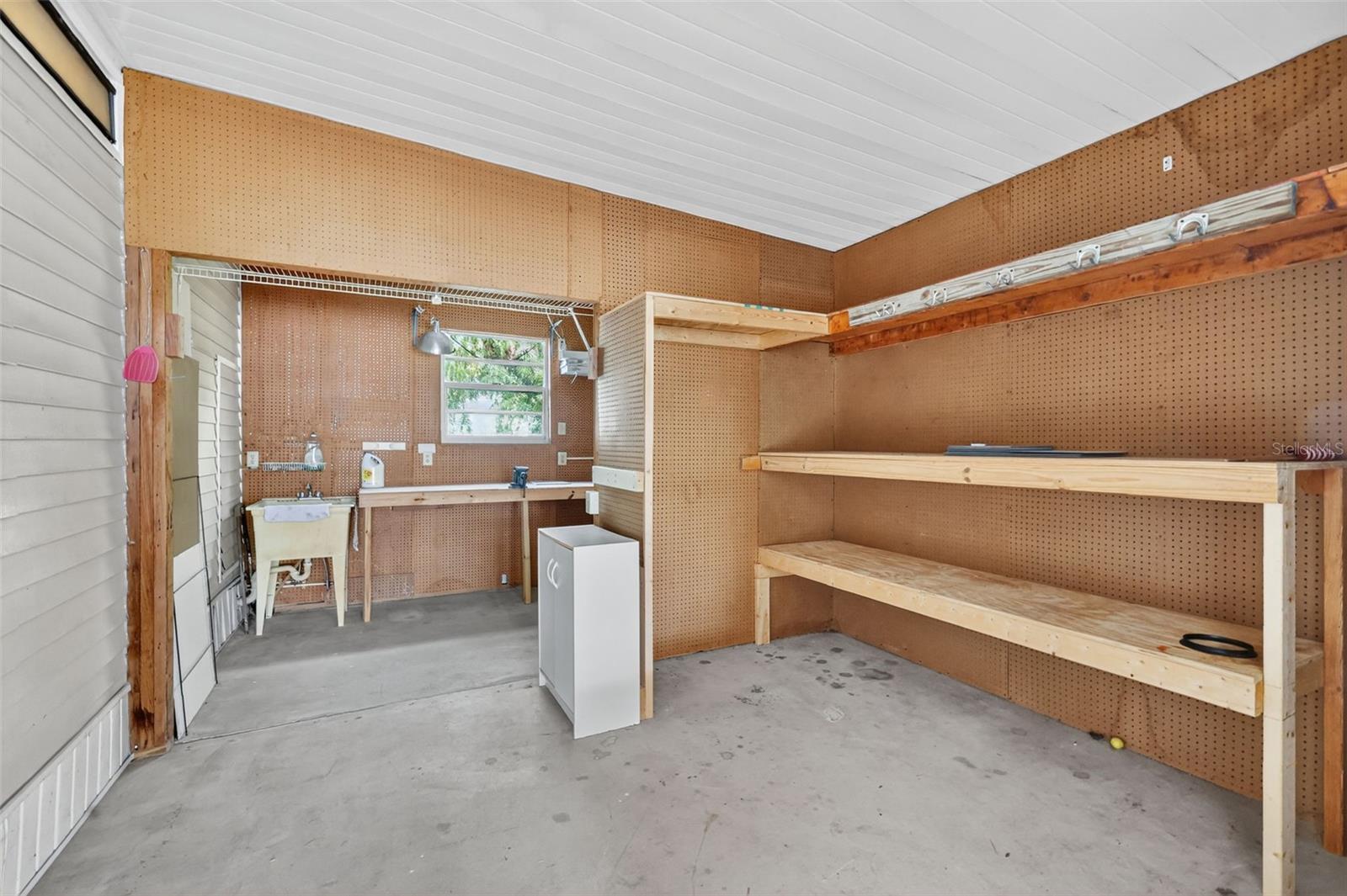 3324 MYAKKA RIVER RD, TAVARES, FL, 32778