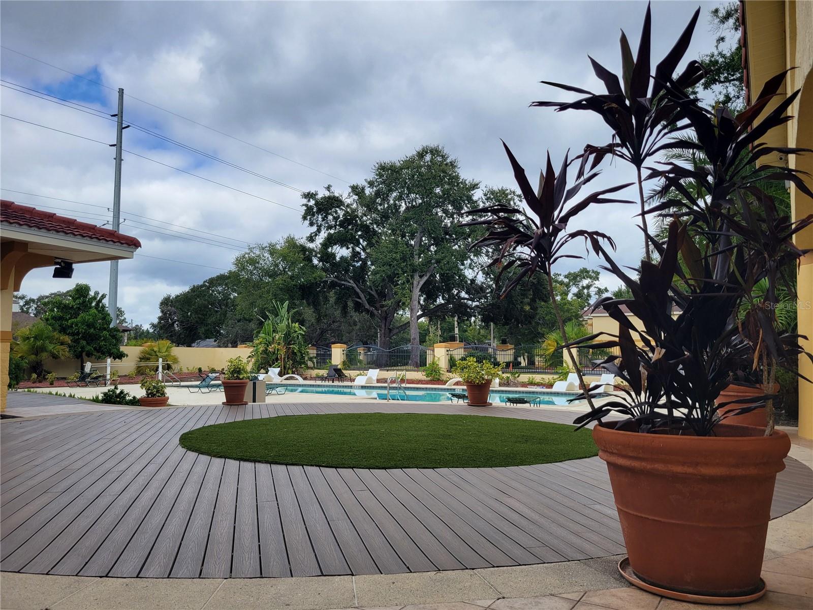 5608 PINNACLE HEIGHTS CIR #302, TAMPA, FL, 33624