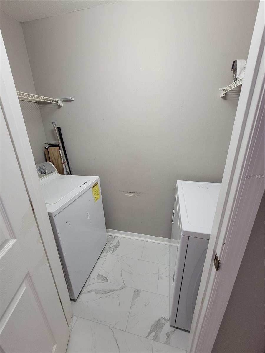 5608 PINNACLE HEIGHTS CIR #302, TAMPA, FL, 33624