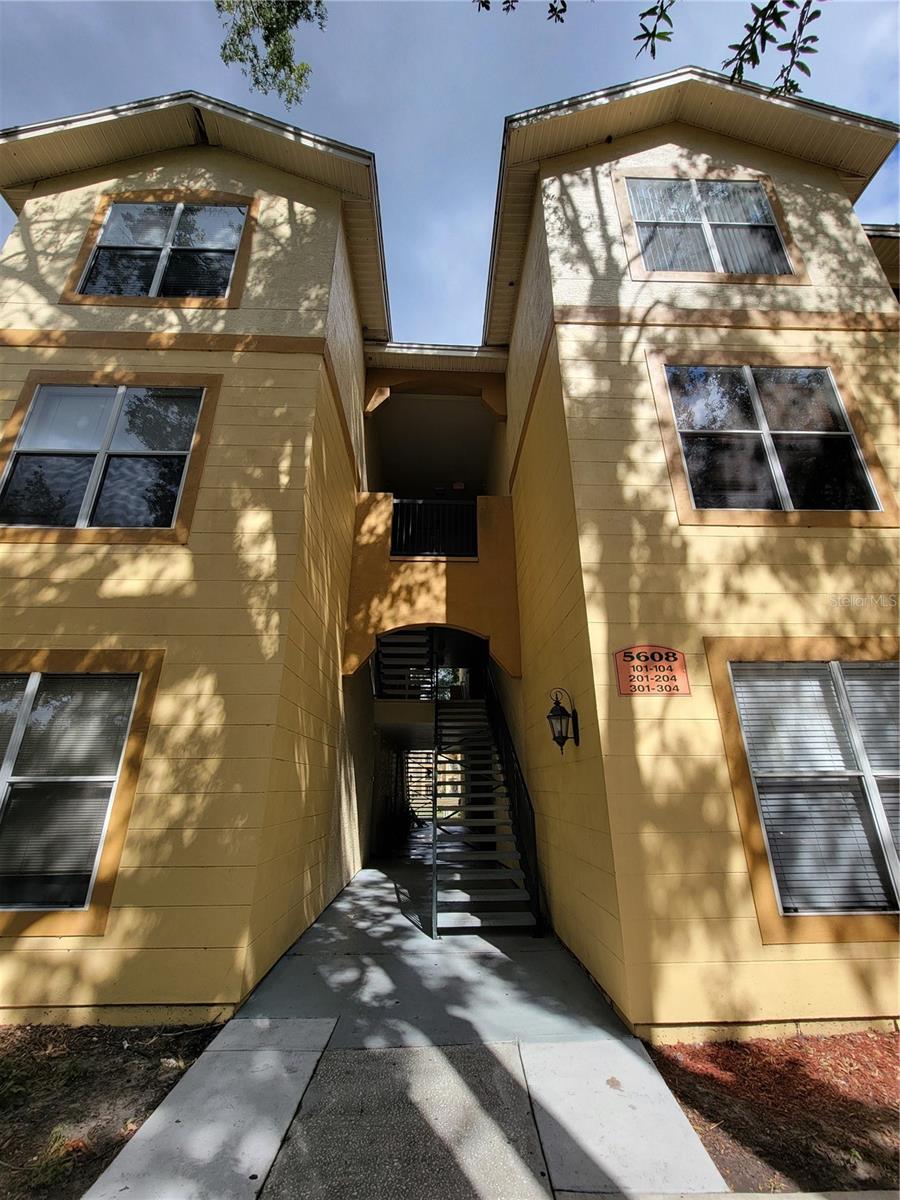 5608 PINNACLE HEIGHTS CIR #302, TAMPA, FL, 33624
