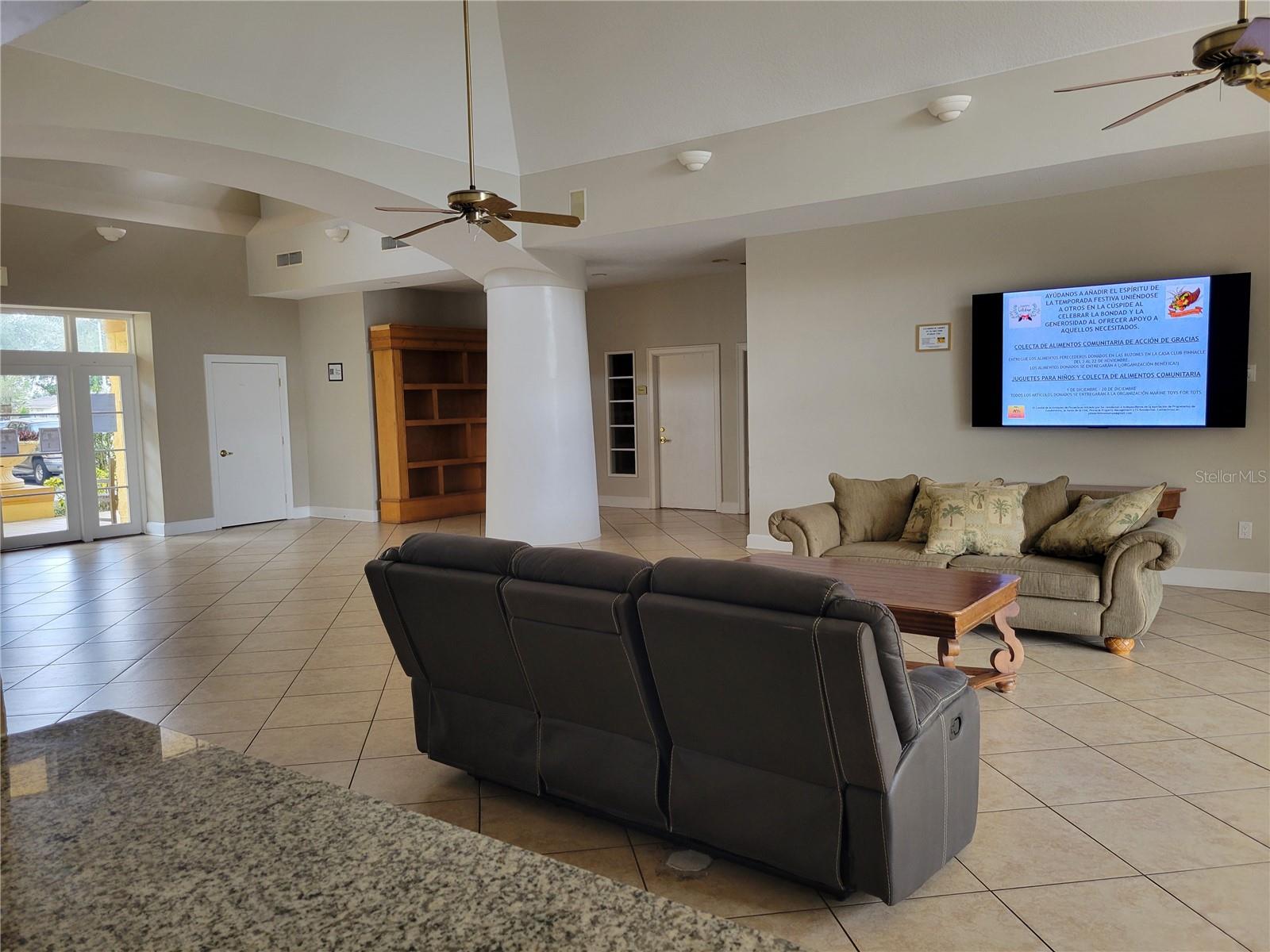 5608 PINNACLE HEIGHTS CIR #302, TAMPA, FL, 33624