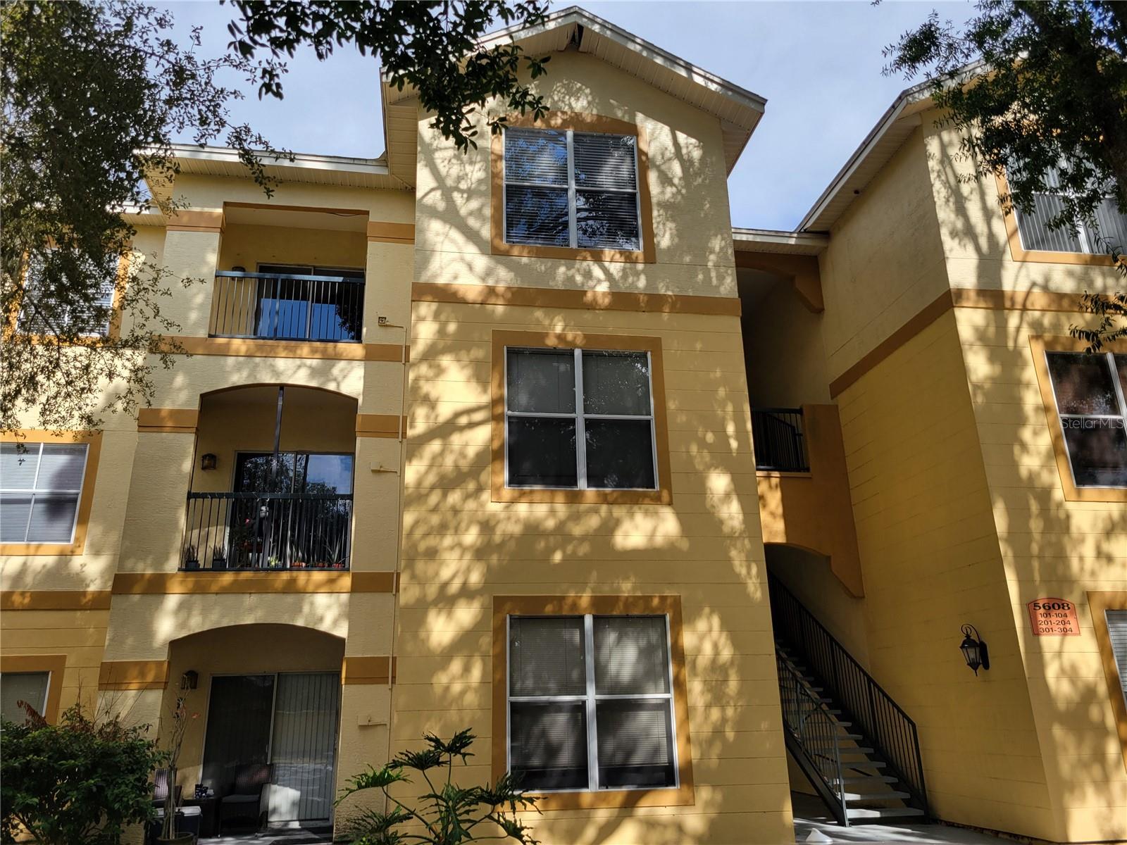 5608 PINNACLE HEIGHTS CIR #302, TAMPA, FL, 33624