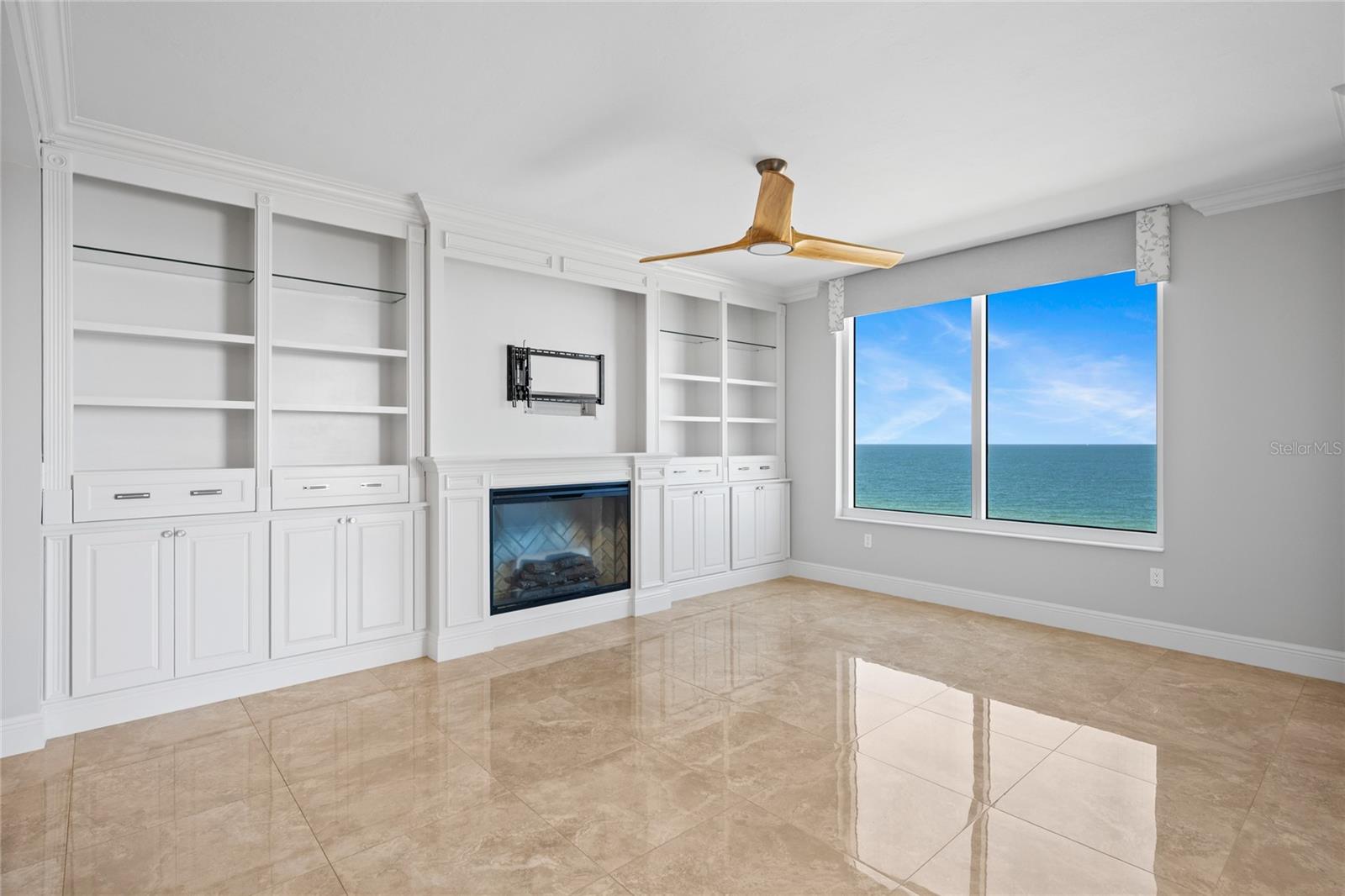 19 AVENUE DE LA MER #705, PALM COAST, FL, 32137