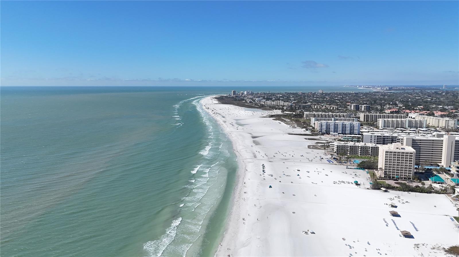 635 TROPICAL CIR, SARASOTA, FL, 34242