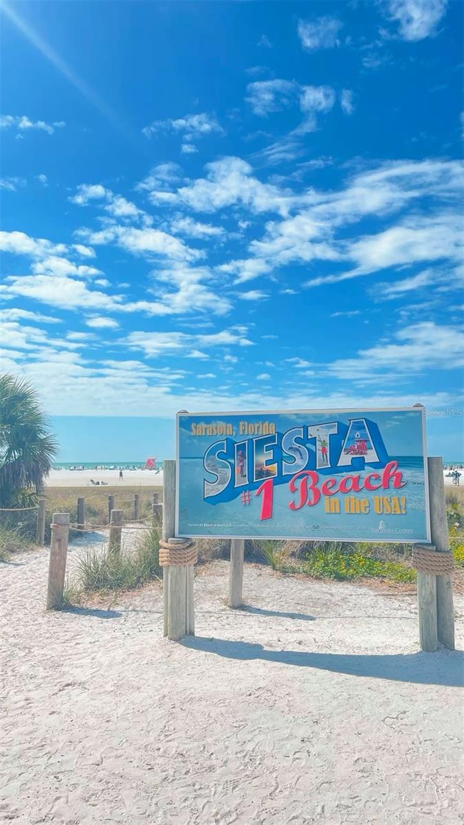 635 TROPICAL CIR, SARASOTA, FL, 34242