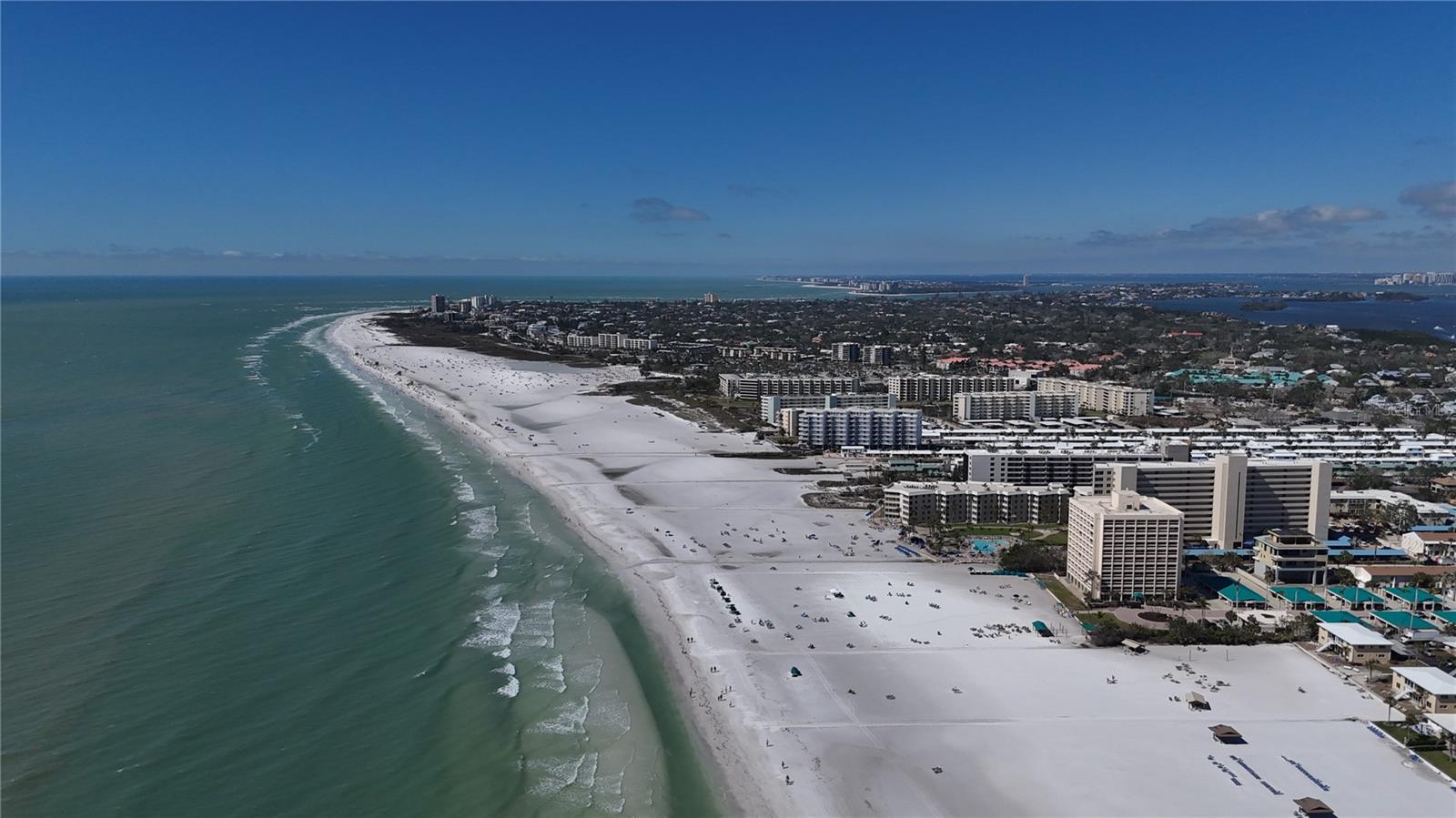 635 TROPICAL CIR, SARASOTA, FL, 34242