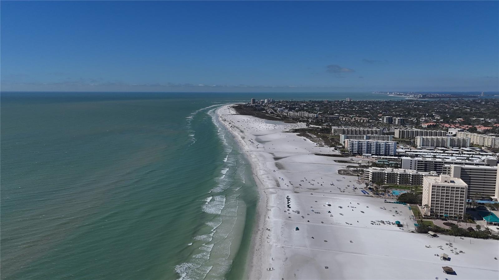 635 TROPICAL CIR, SARASOTA, FL, 34242