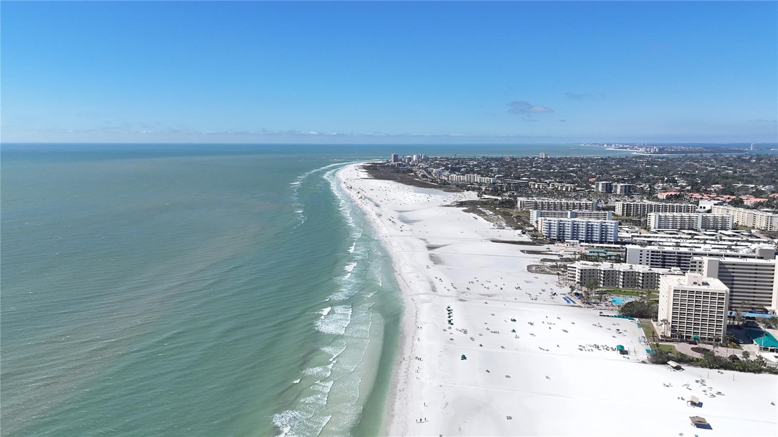 635 TROPICAL CIR, SARASOTA, FL, 34242