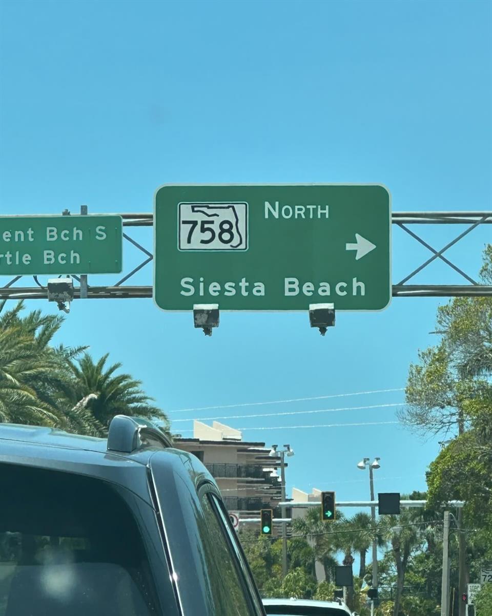 635 TROPICAL CIR, SARASOTA, FL, 34242