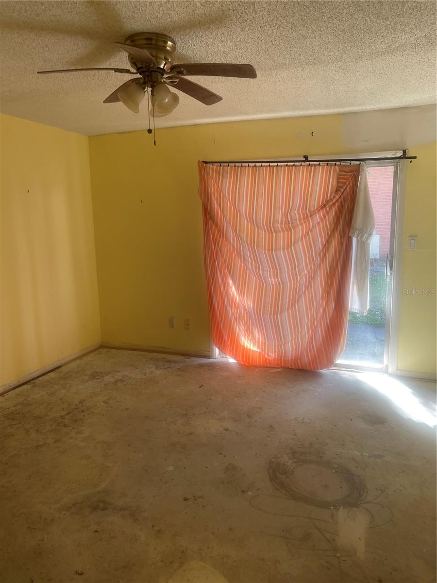 O6352795 Property Photo