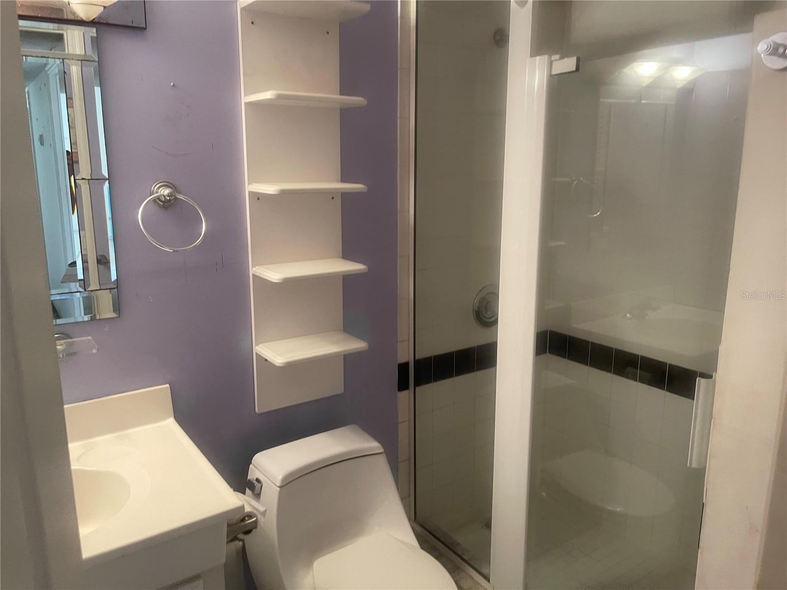 O6352795 Property Photo