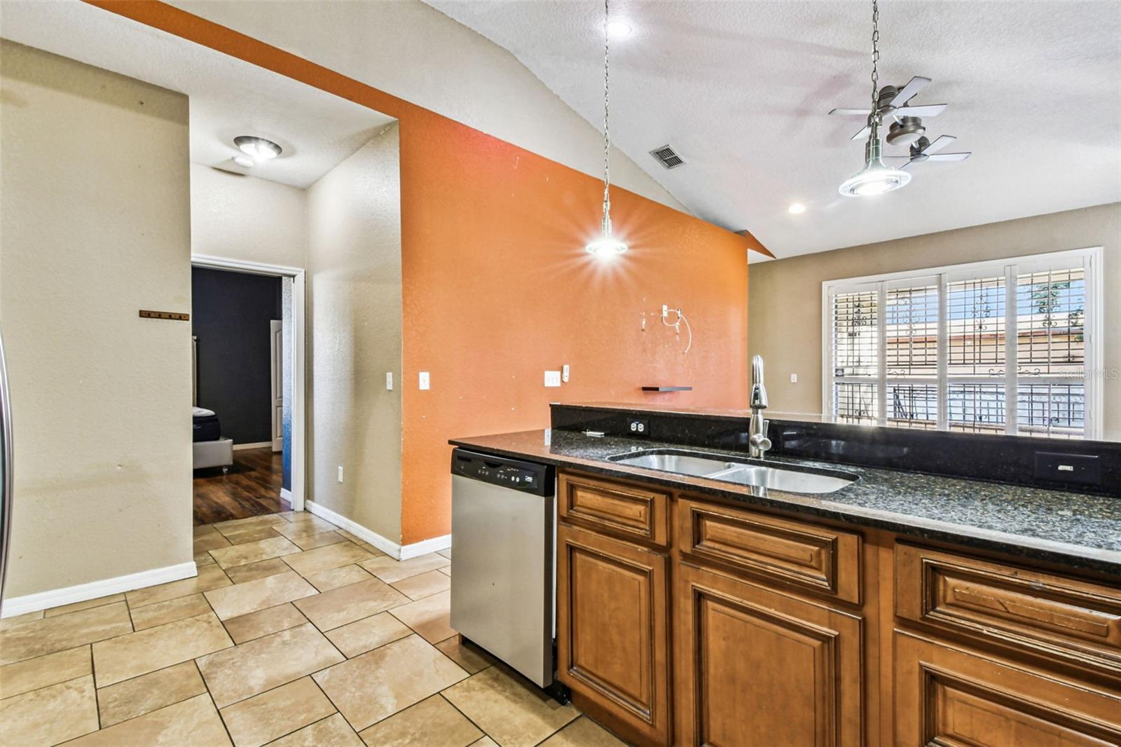 7215 N DUNCAN AVE, TAMPA, FL, 33604