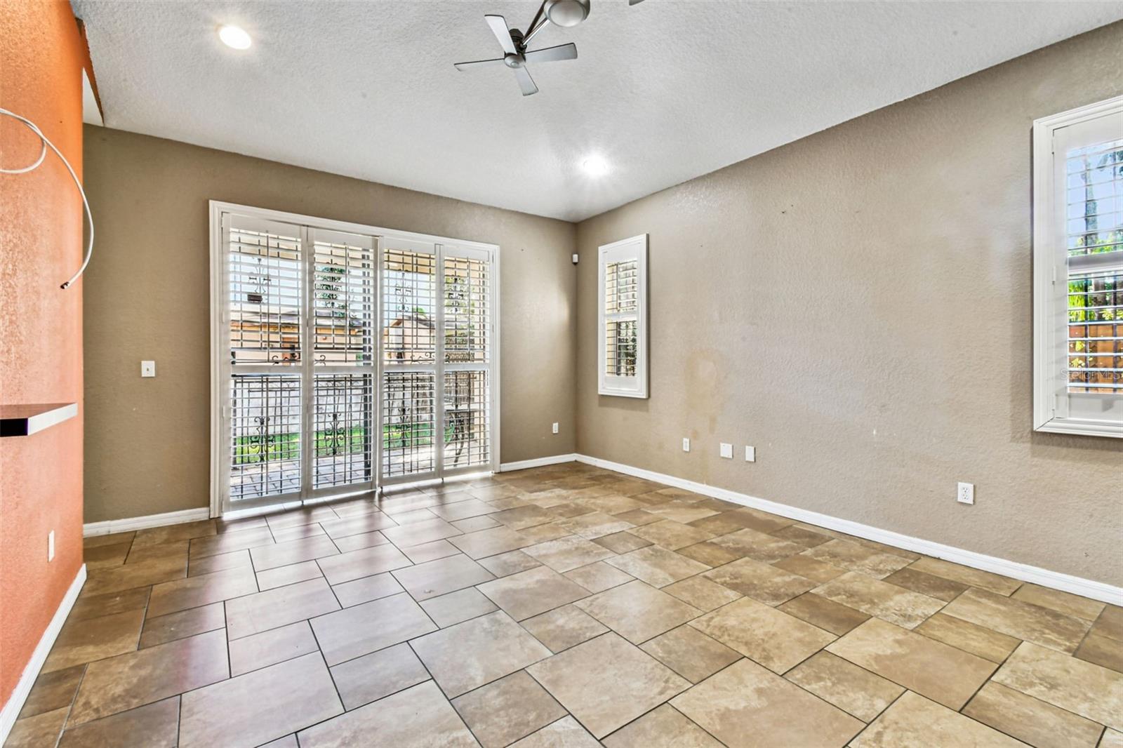 7215 N DUNCAN AVE, TAMPA, FL, 33604