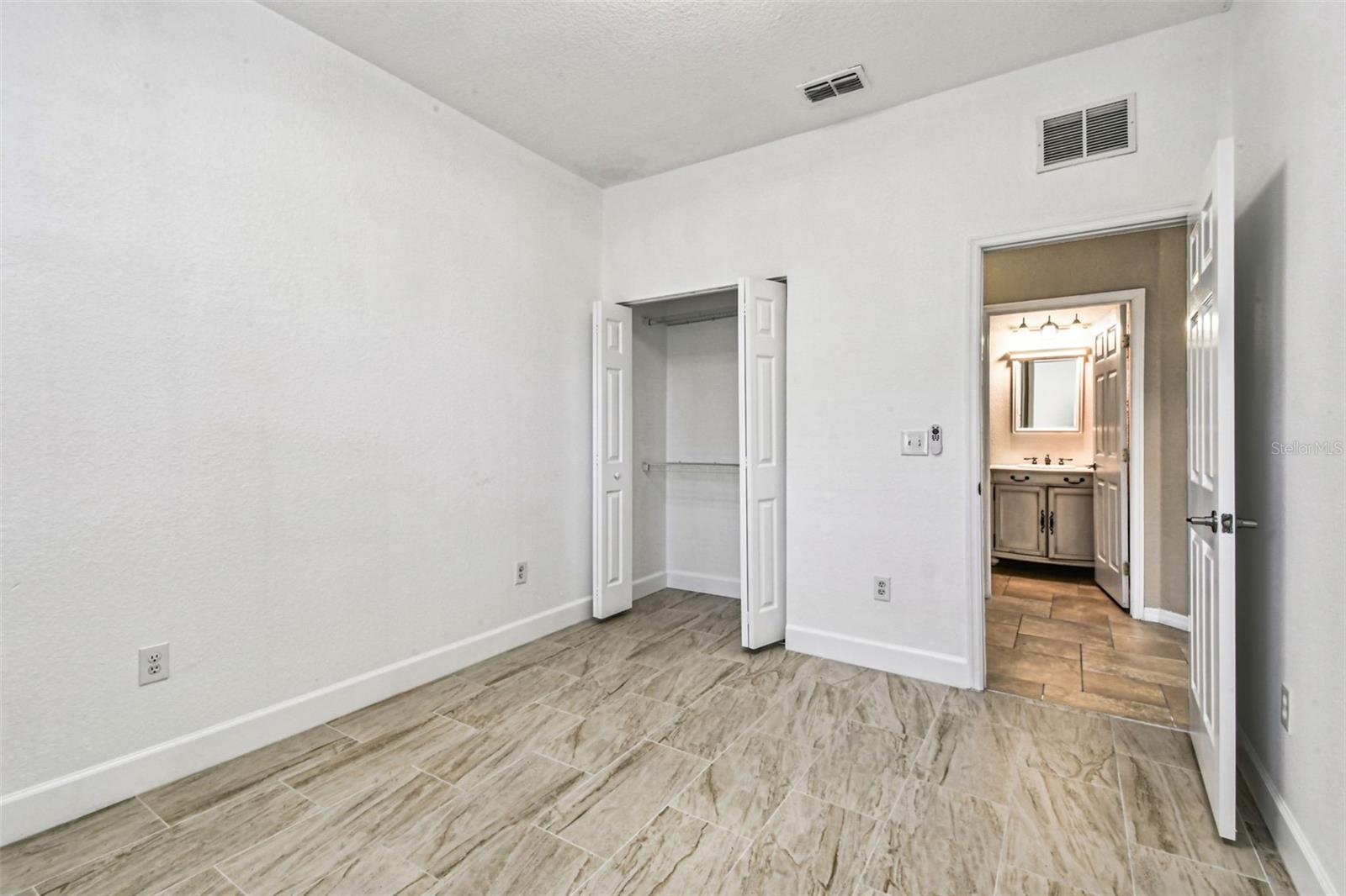 7215 N DUNCAN AVE, TAMPA, FL, 33604