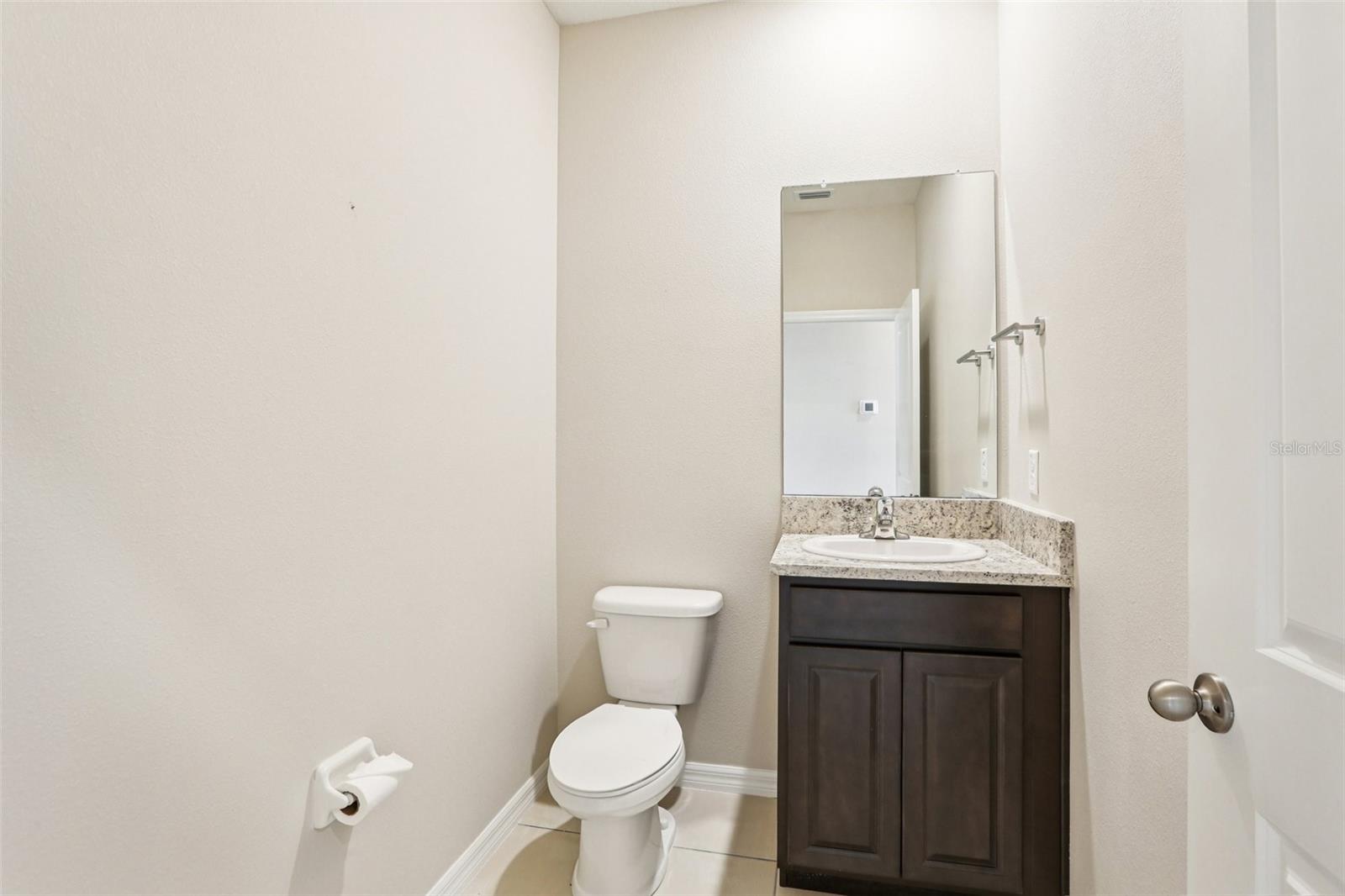 En suite private water closet