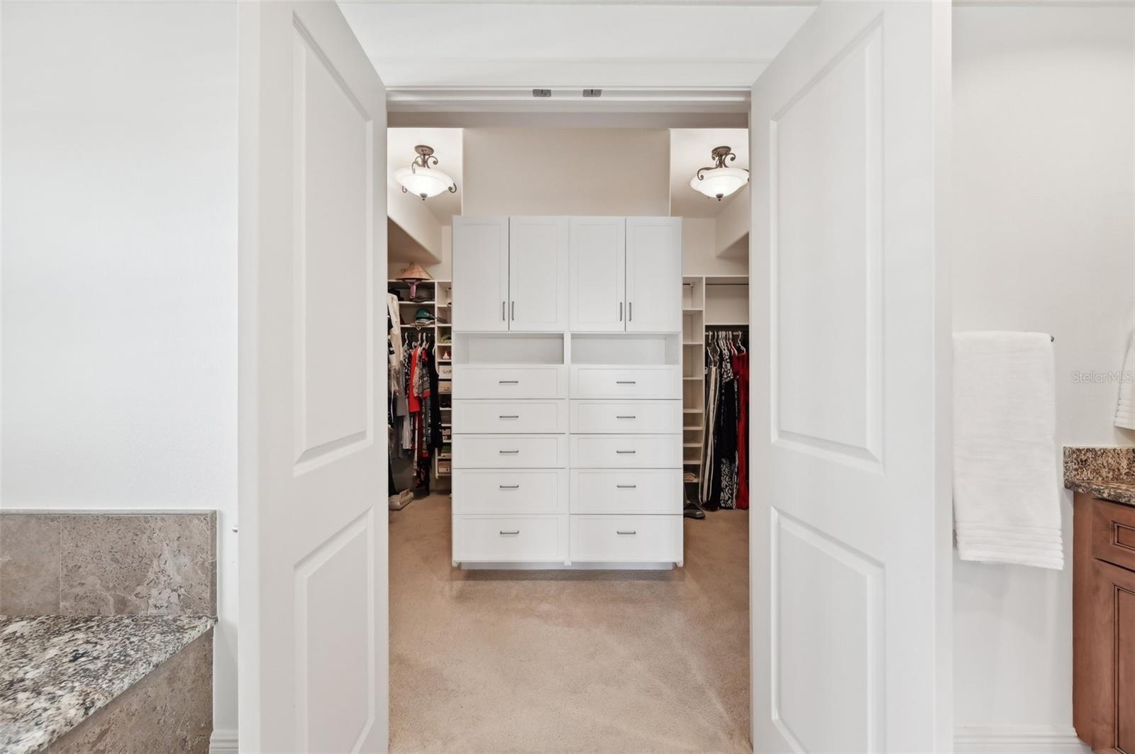 A4668615 Property Photo