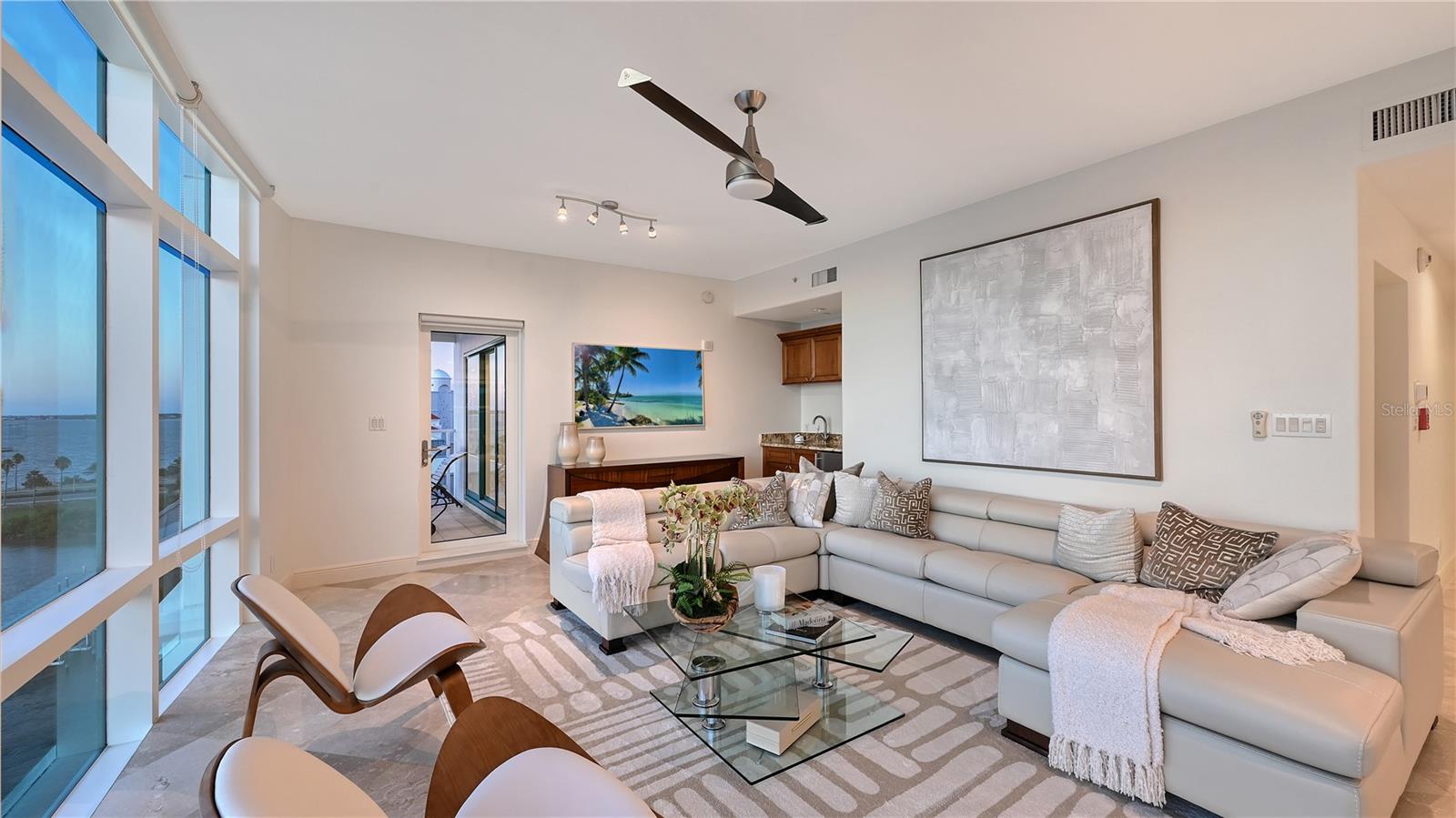 A4668615 Property Photo