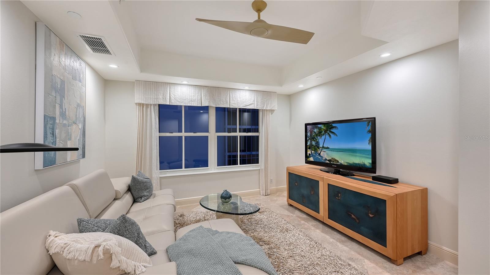 A4668615 Property Photo