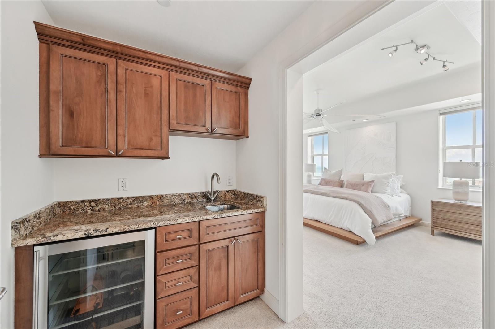 A4668615 Property Photo