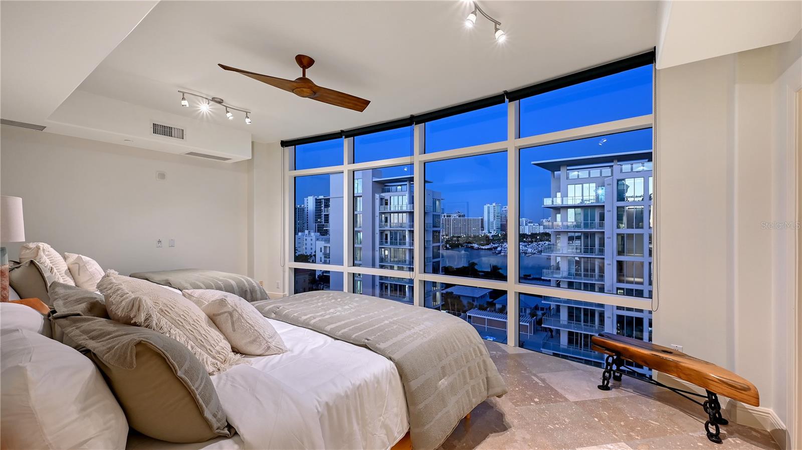 A4668615 Property Photo