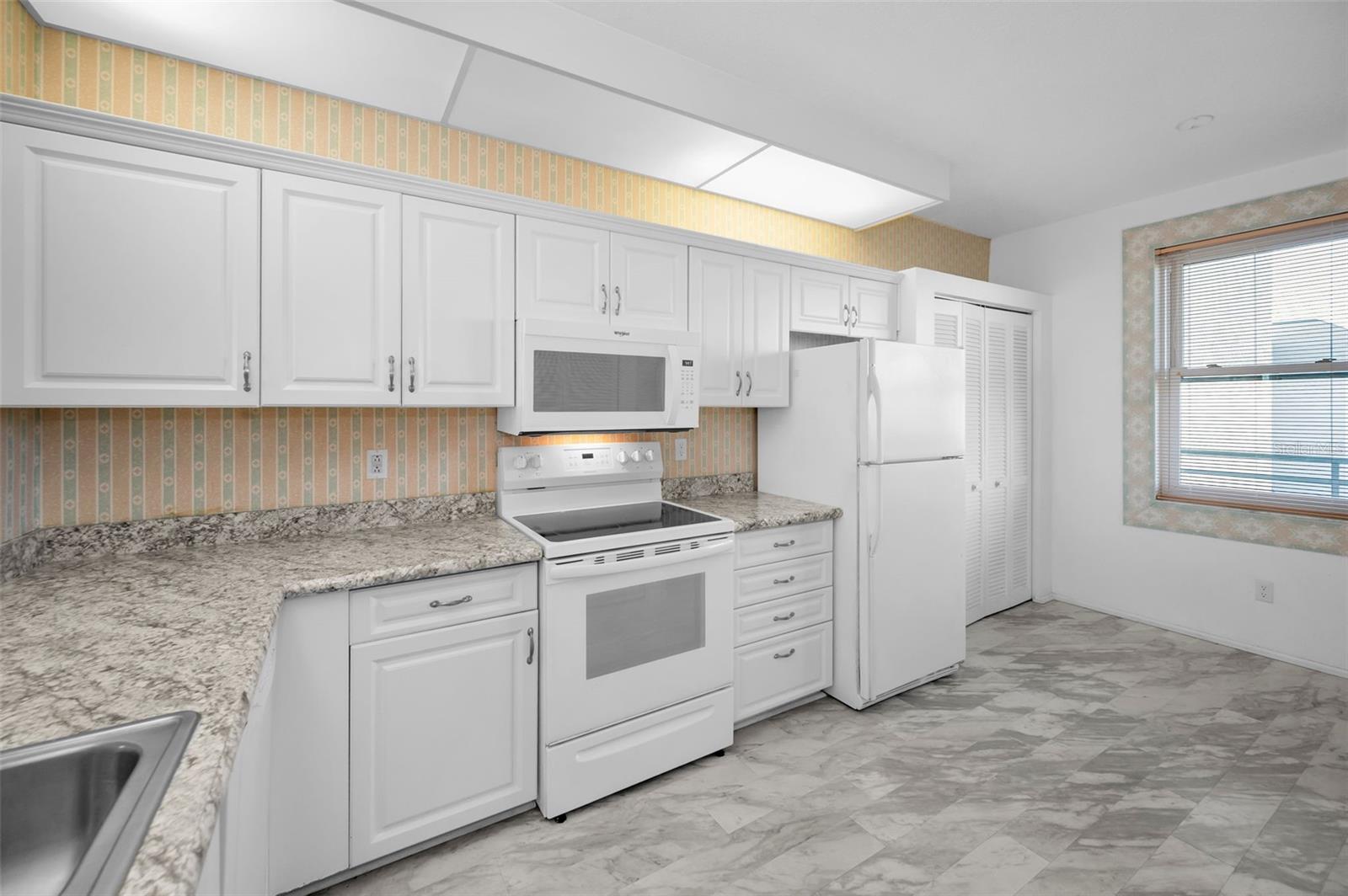 7882 SAILBOAT KEY BLVD S #407, SOUTH PASADENA, FL, 33707