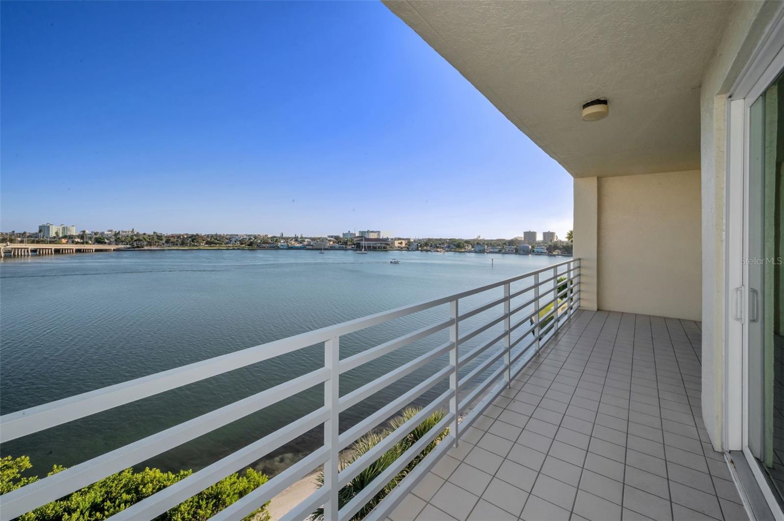 7882 SAILBOAT KEY BLVD S #407, SOUTH PASADENA, FL, 33707