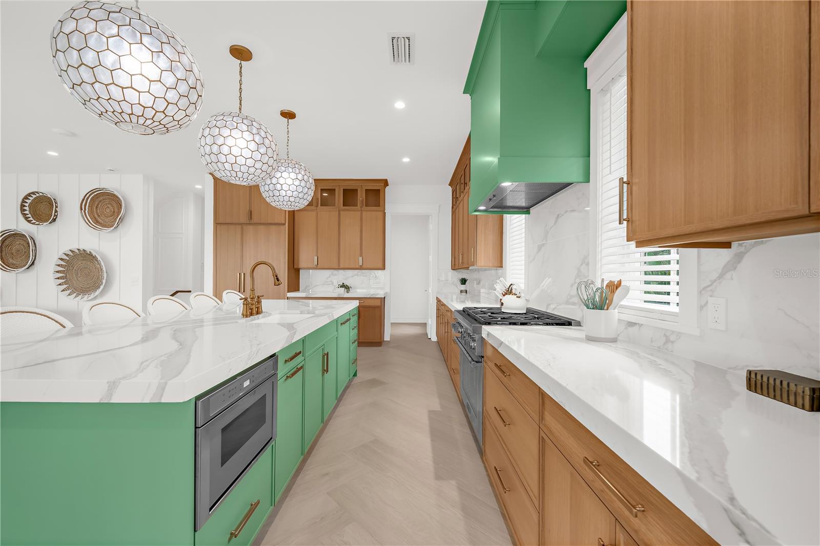 A4668634 Property Photo