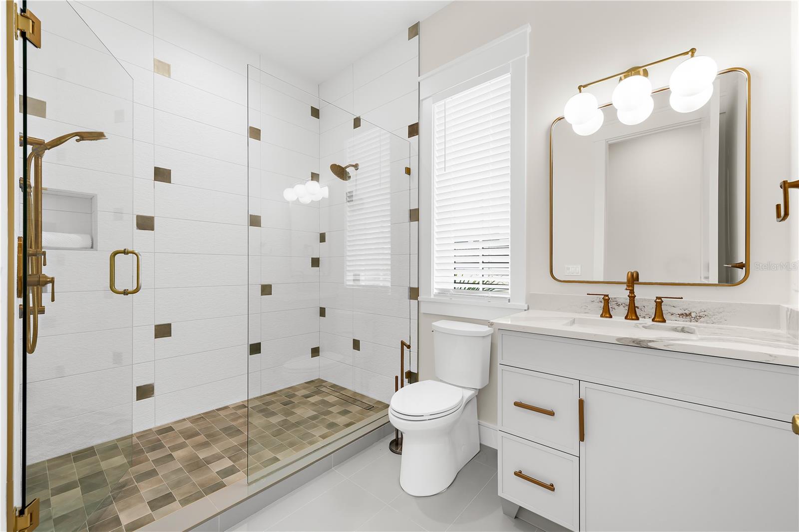 A4668634 Property Photo