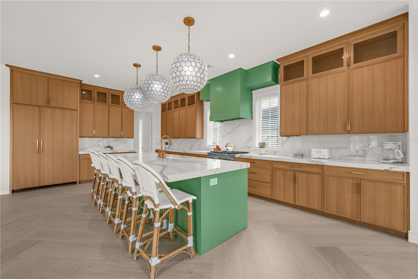 A4668634 Property Photo