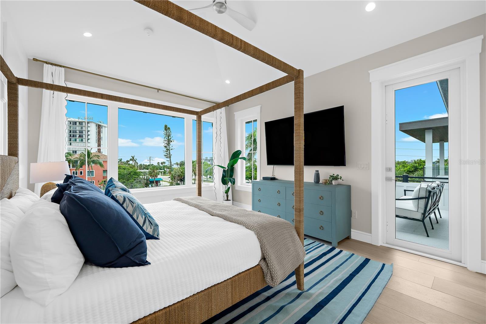 A4668634 Property Photo