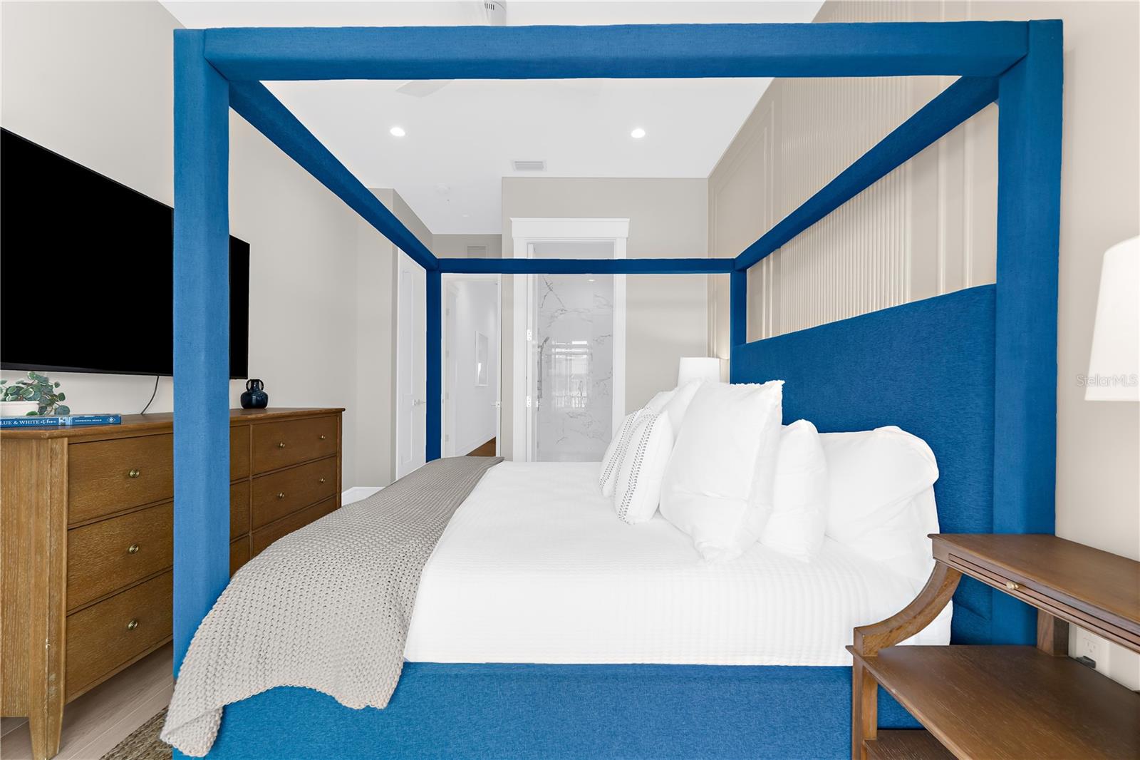 A4668634 Property Photo