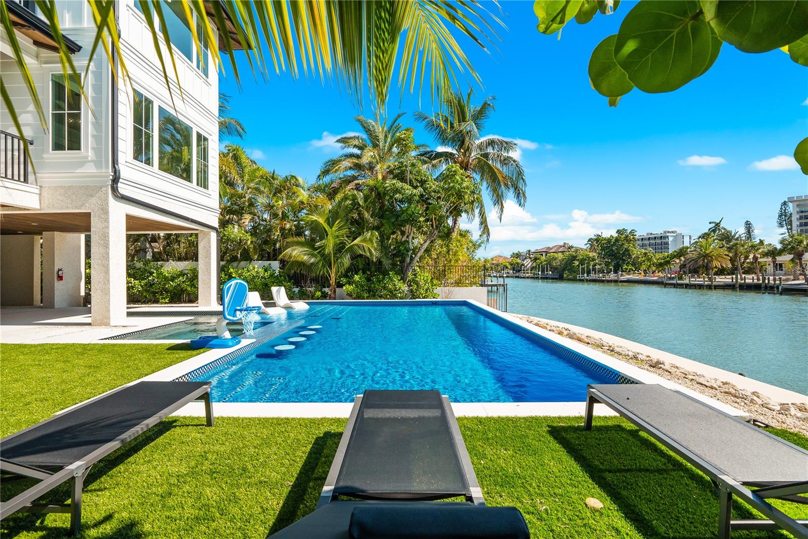 A4668634 Property Photo