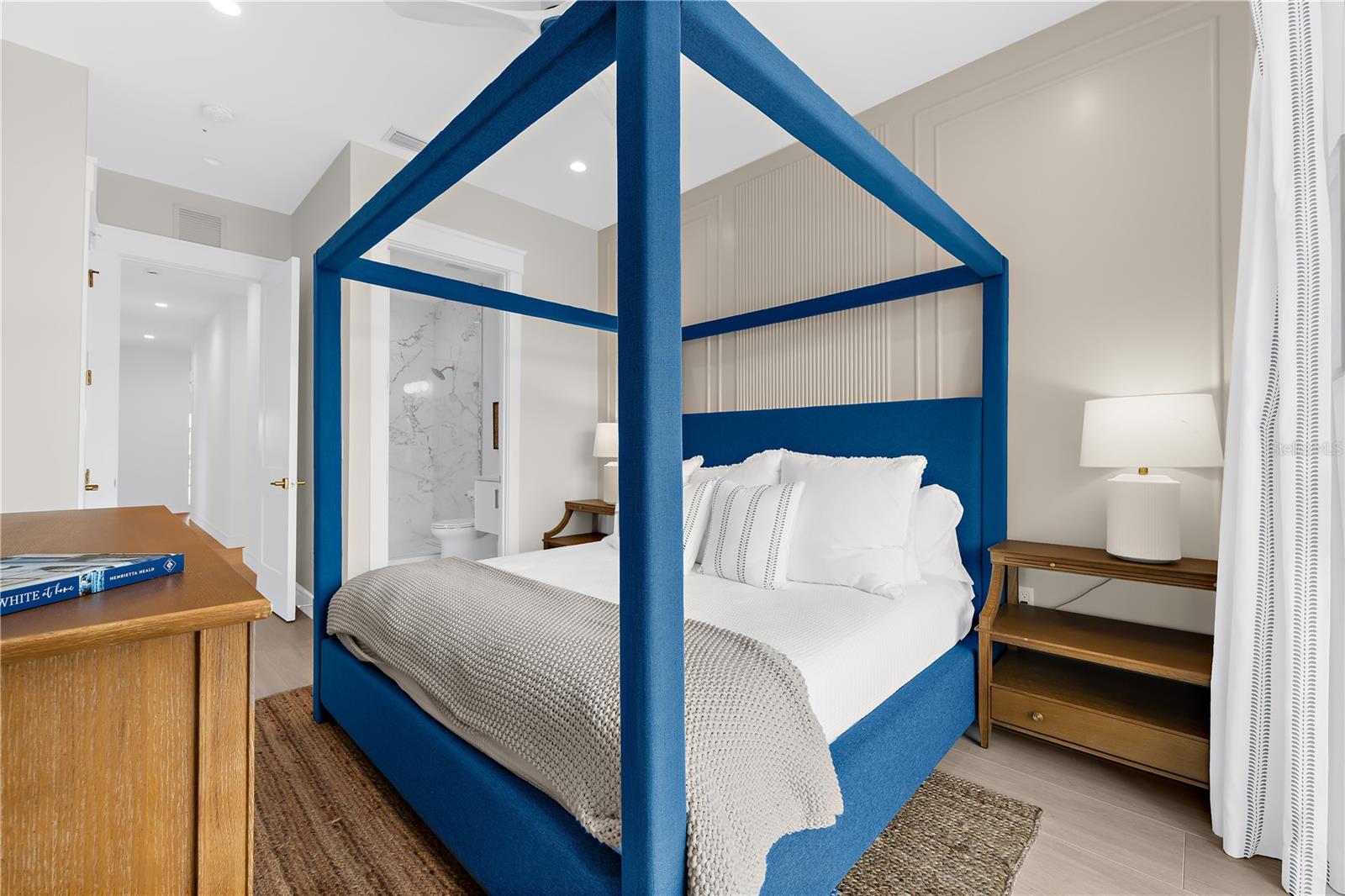 A4668634 Property Photo