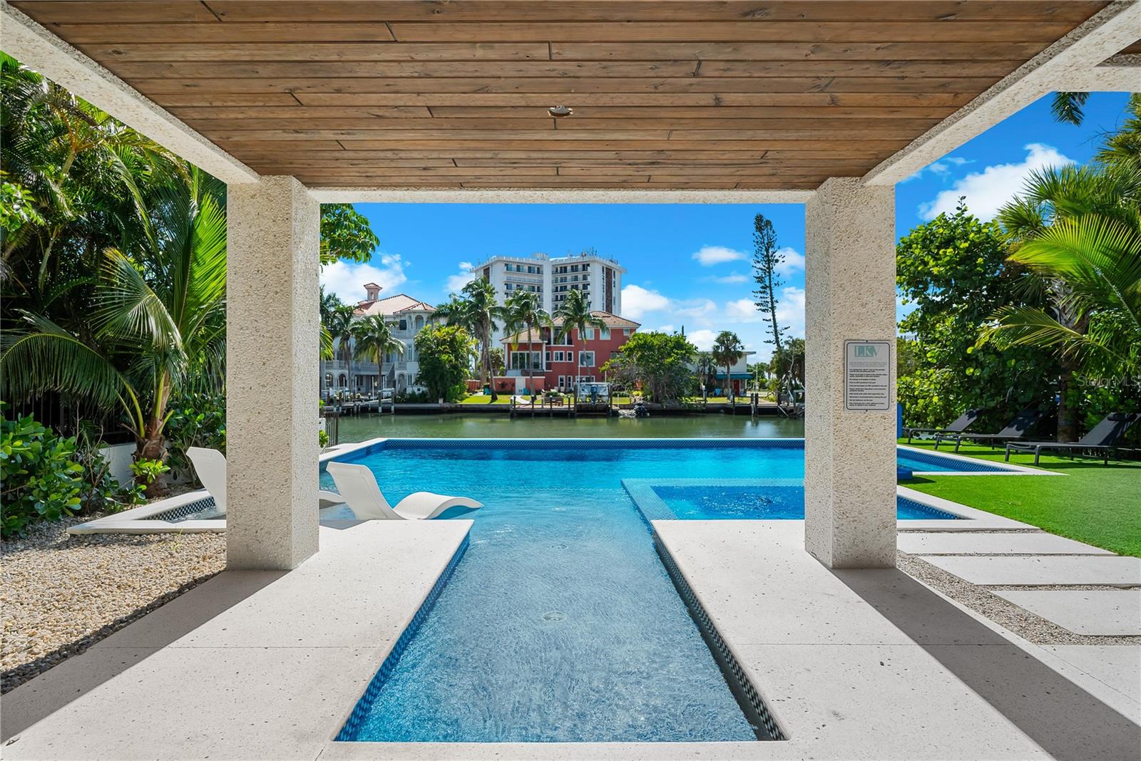 A4668634 Property Photo