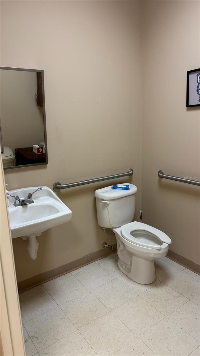 1725 E HIGHWAY 50 #A, CLERMONT, FL, 34711