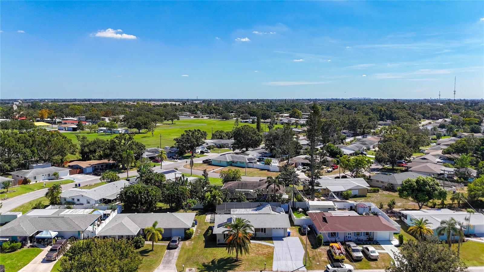 3303 CAMBRIDGE DR W, BRADENTON, FL, 34205