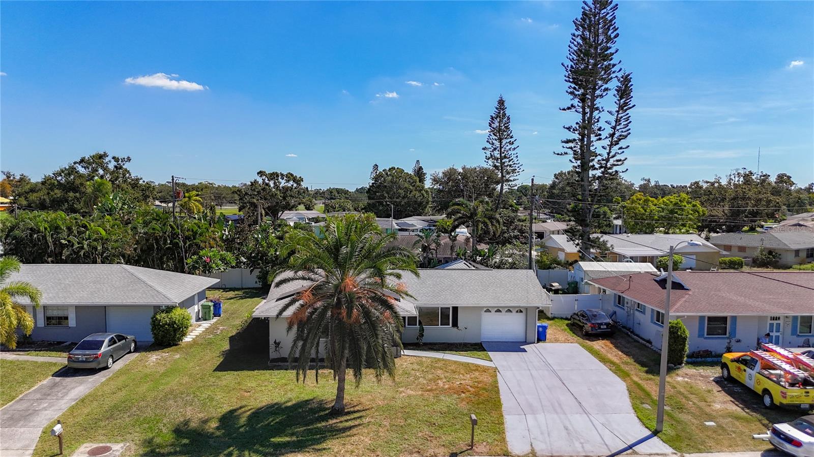 3303 CAMBRIDGE DR W, BRADENTON, FL, 34205