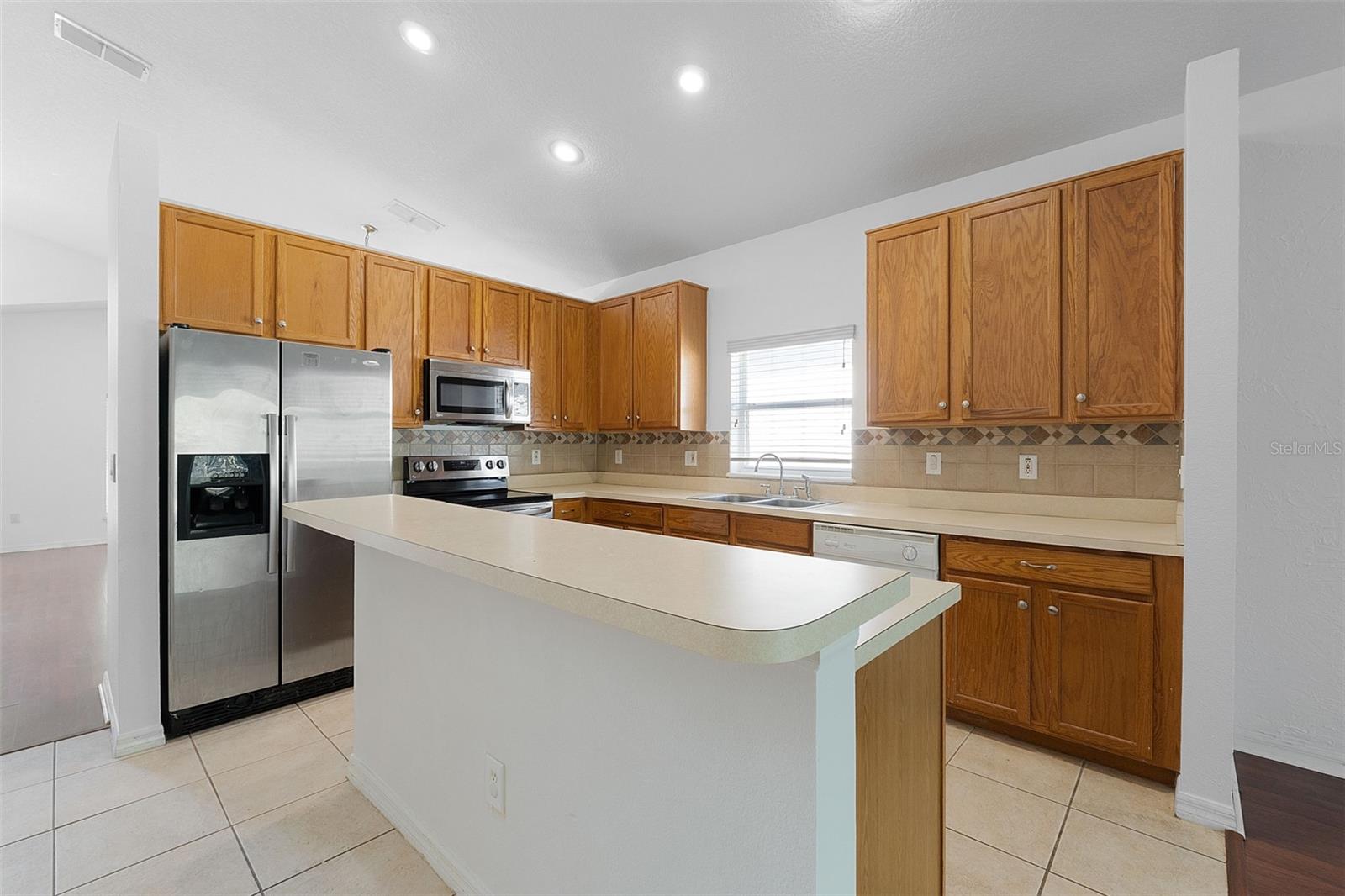 230 FRIESIAN WAY, SANFORD, FL, 32773