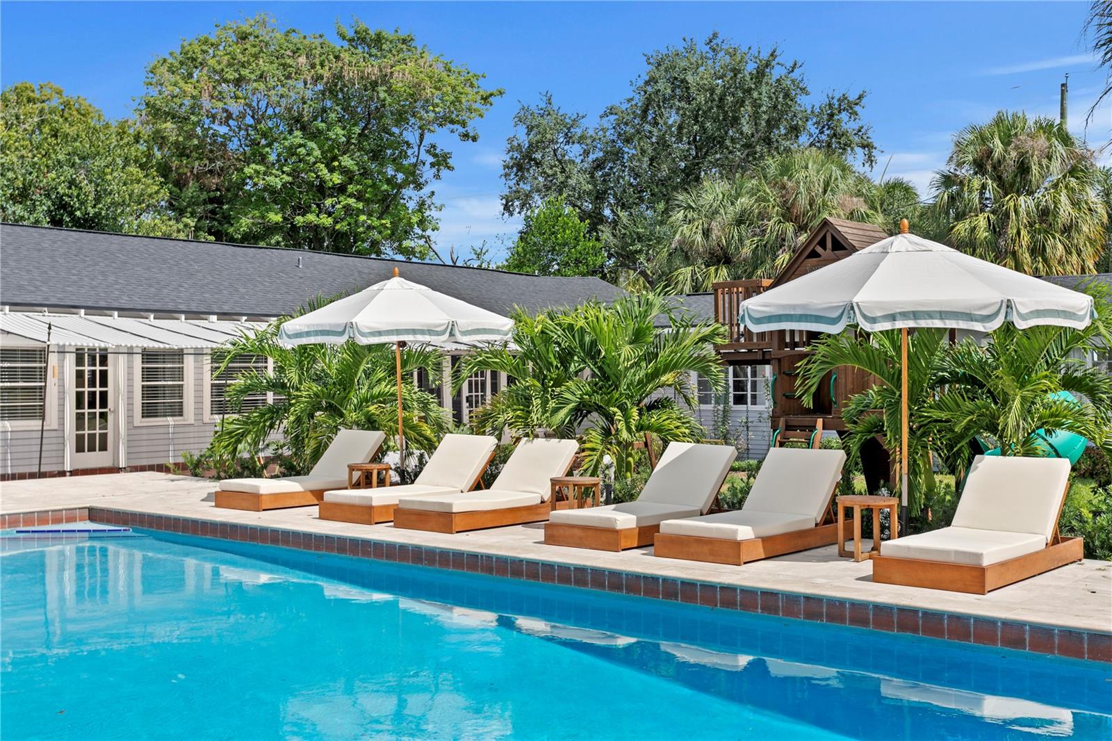 5303 N SUWANEE AVE, TAMPA, FL, 33603