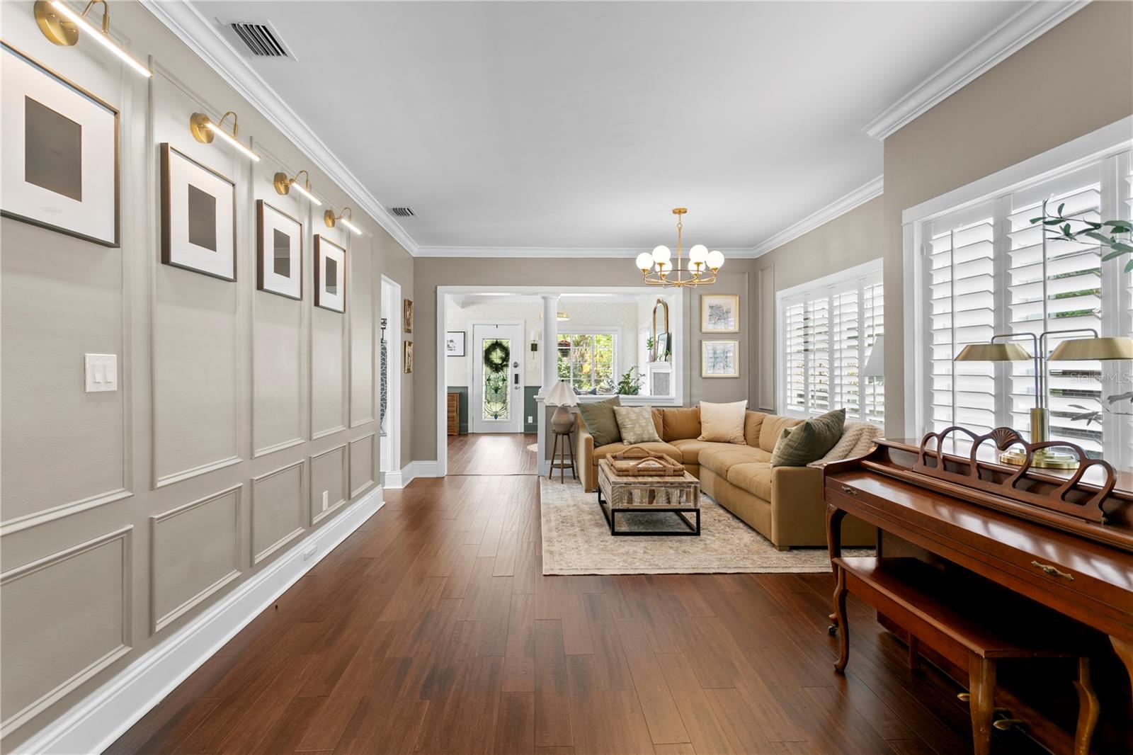 5303 N SUWANEE AVE, TAMPA, FL, 33603