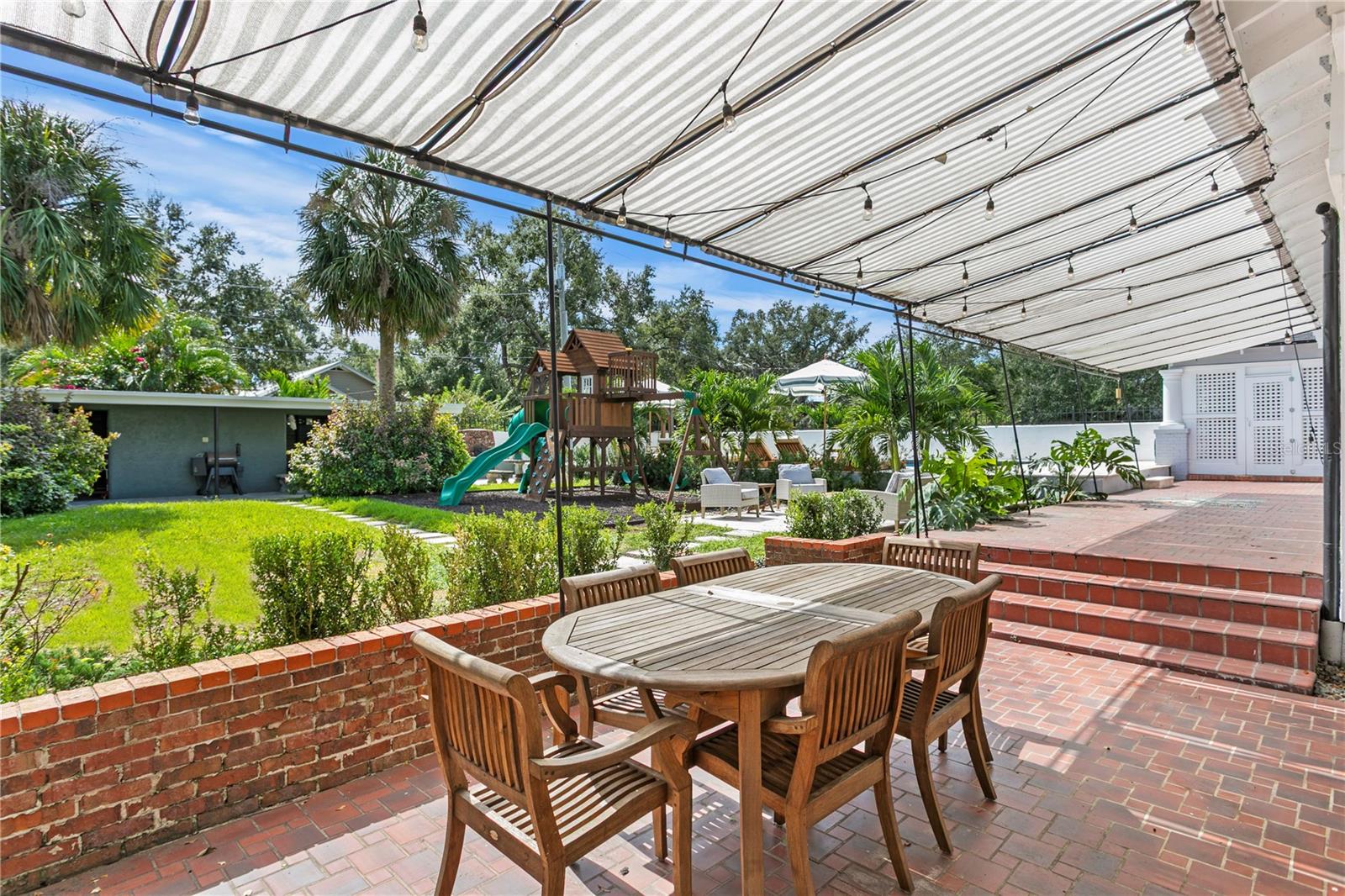 5303 N SUWANEE AVE, TAMPA, FL, 33603