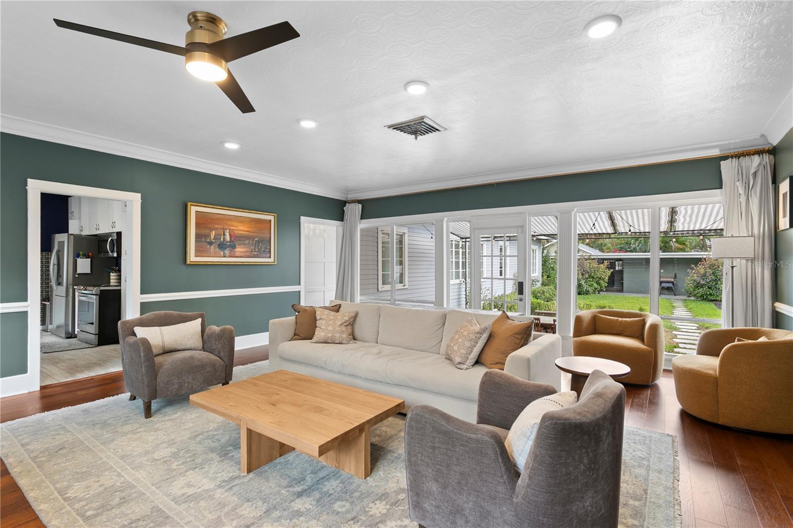 5303 N SUWANEE AVE, TAMPA, FL, 33603