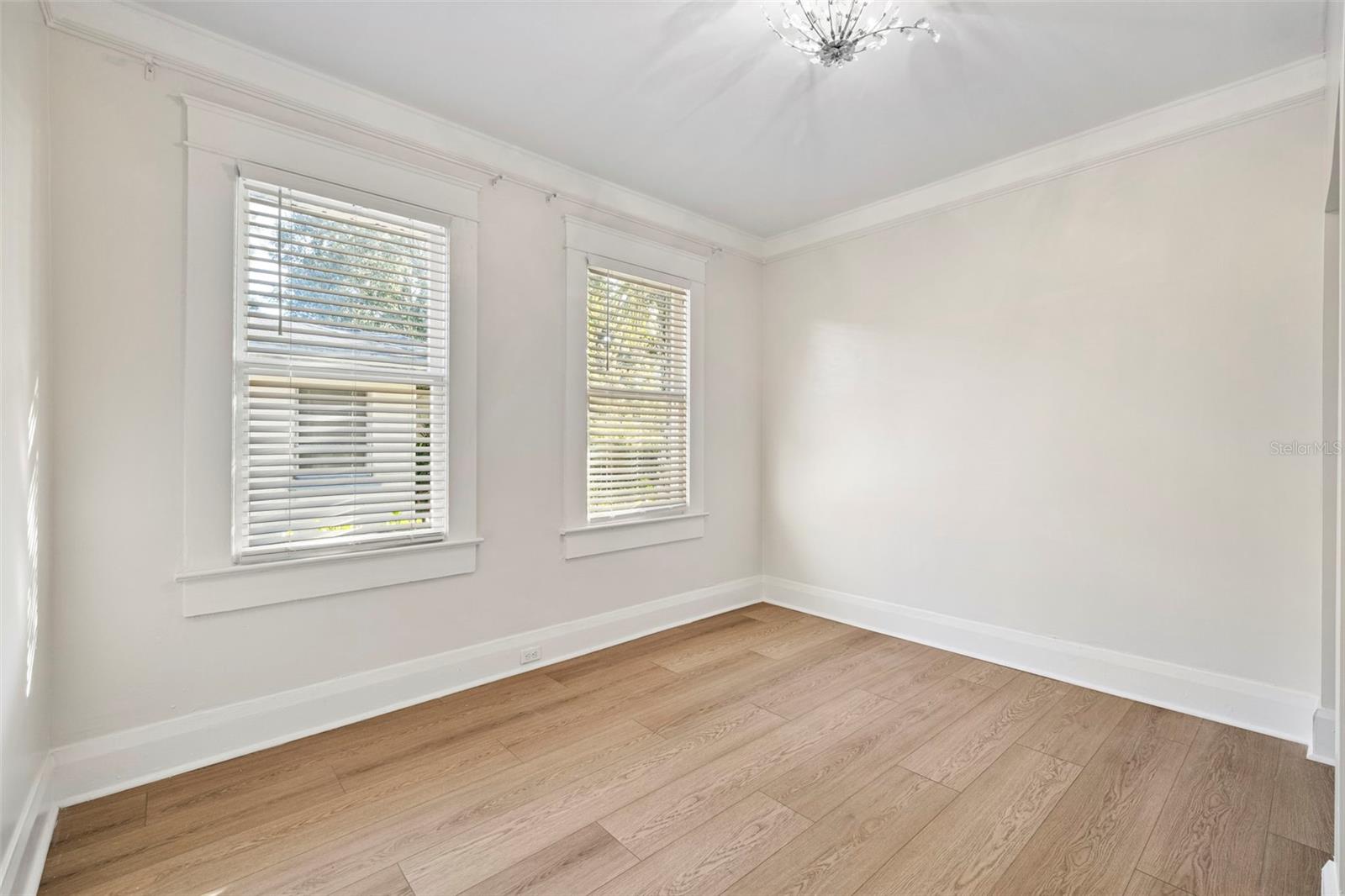 5709 N SUWANEE AVE, TAMPA, FL, 33604